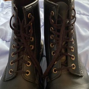 Dr Martens airwair